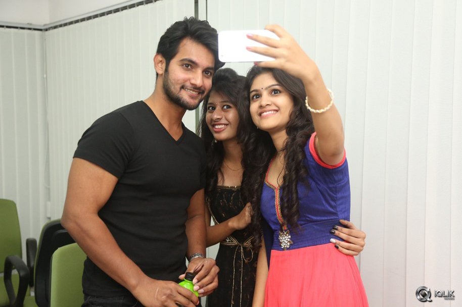 Seethamma-Andaalu-Raamayya-Sithraalu-Platinum-Disc-Function